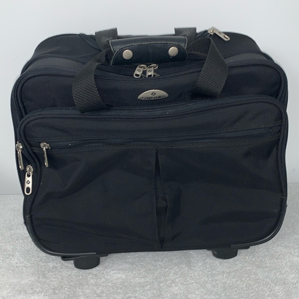 EUC Samsonite carry-on/laptop/briefcase excellent used condition, black.